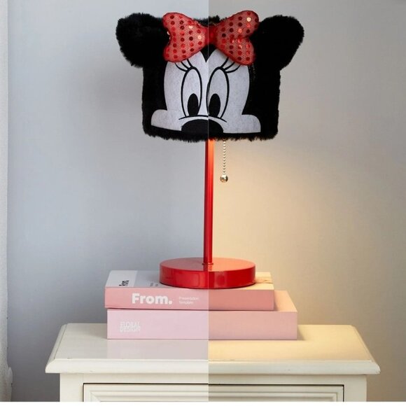 DISNEY'S Minnie Mouse Stick Lamp with Plush Shade - Picture 5 of 6